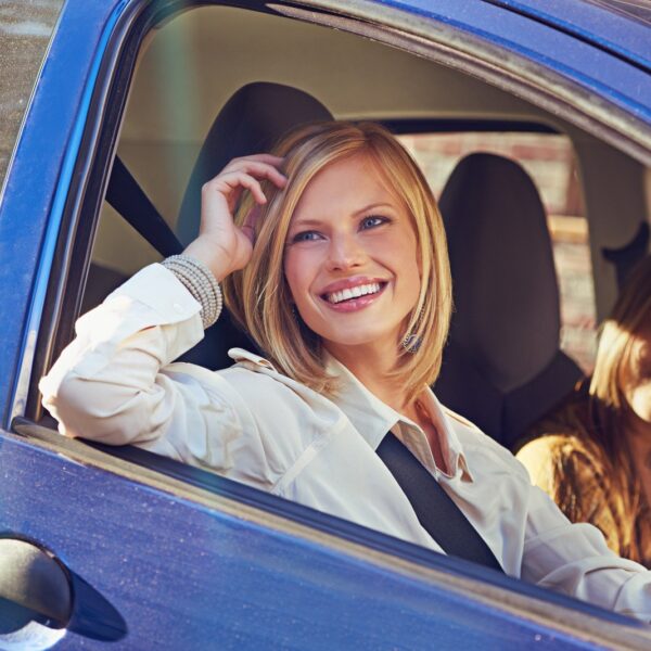 Jak jeździć na suwak? Technika jazdy w korkach krok po kroku