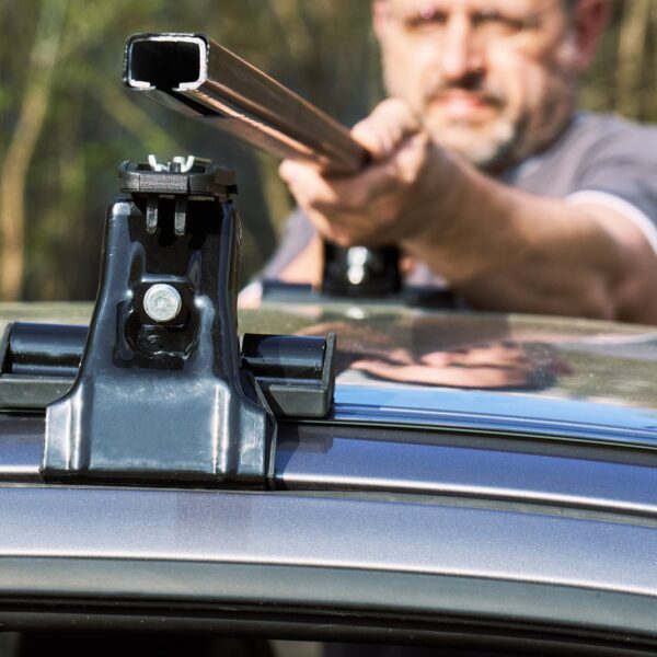 Jak założyć bagażnik dachowy: praktyczne porady i krok po kroku.